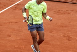 纳达尔在法国队比赛中领先优势明显，战术调整引发热议！-开云